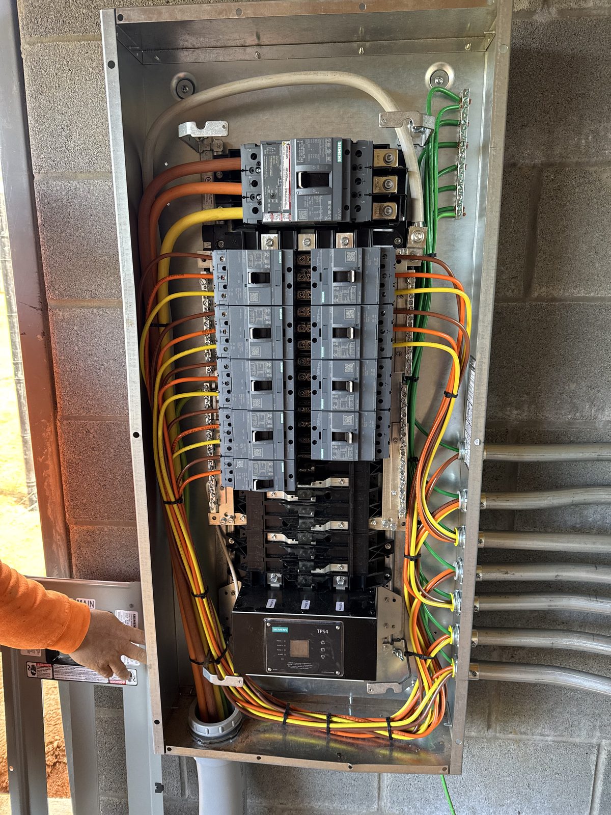 Siemens breaker panel with color-coded wiring